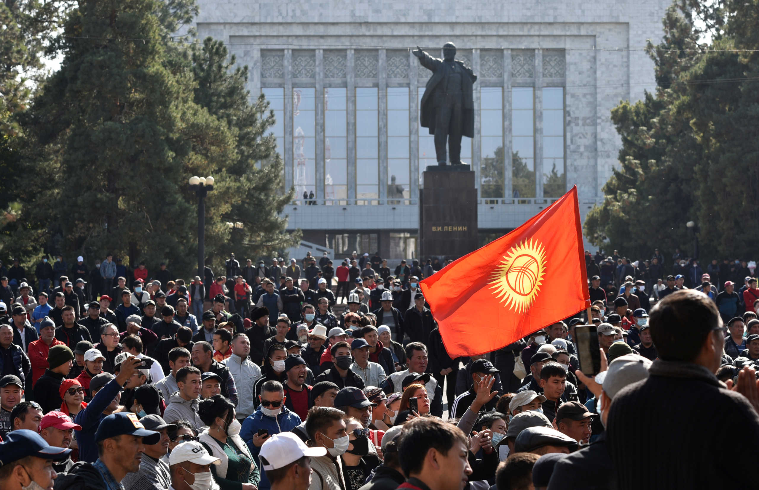 Κιργιστάν: Μετά τις βουλευτικές εκλογές θα παραιτηθεί ο πρόεδρος Ζεενμπέκοφ