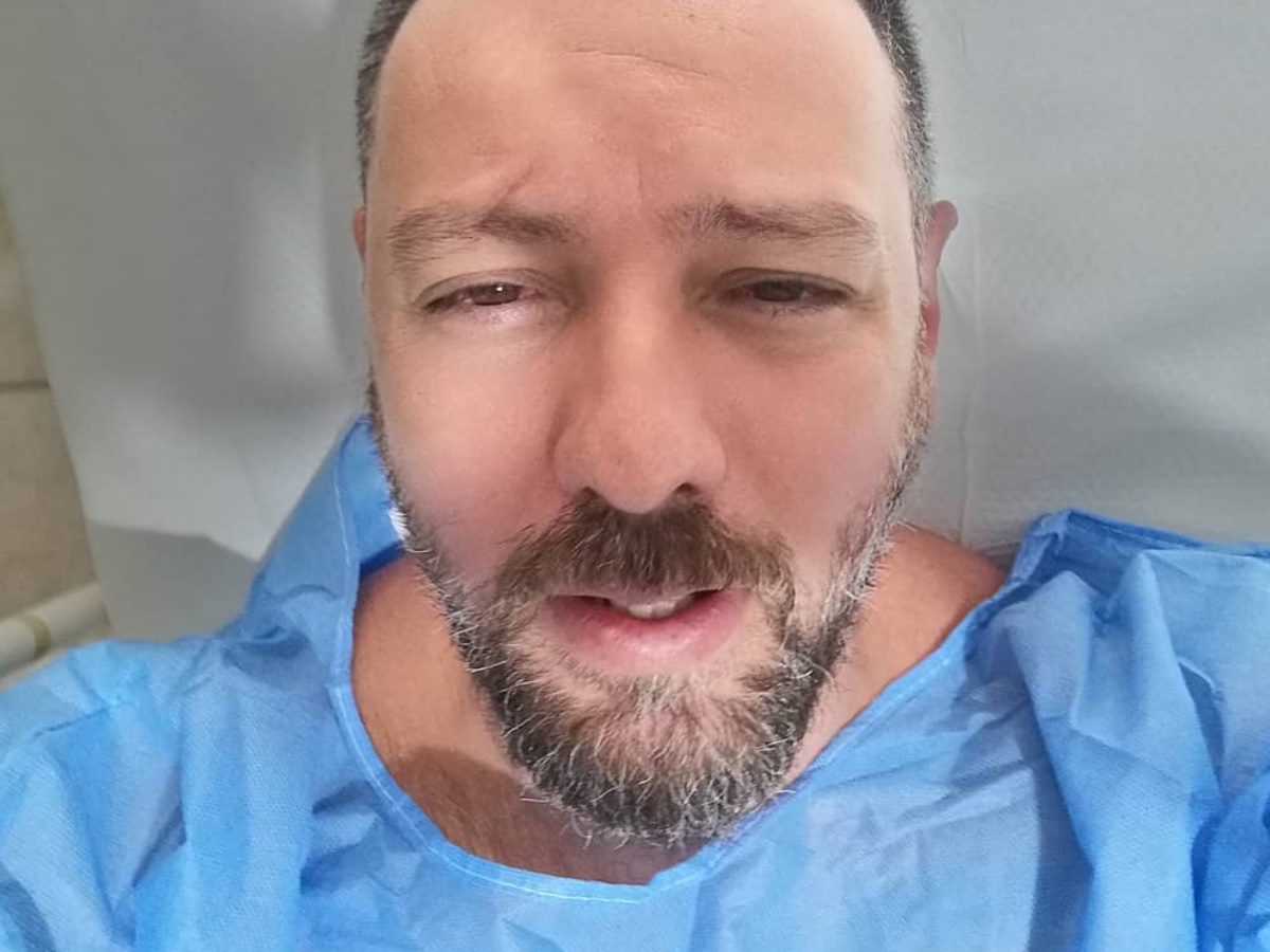 Στο νοσοκομείο ο Μάνος Παπαγιάννης!