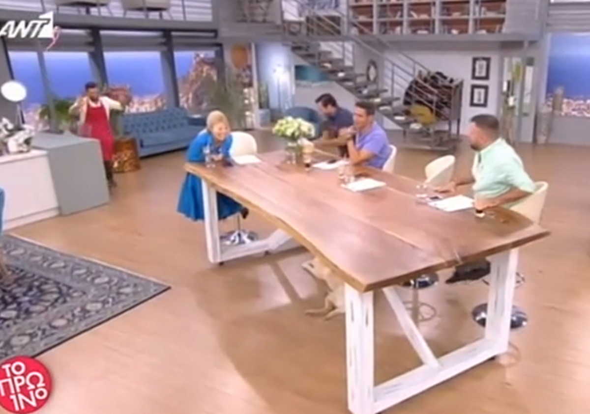 Ατύχημα στον αέρα της εκπομπής για τη Φαίη Σκορδά – Οι συνεργάτες της έσπευσαν να τη βοηθήσουν (βίντεο)