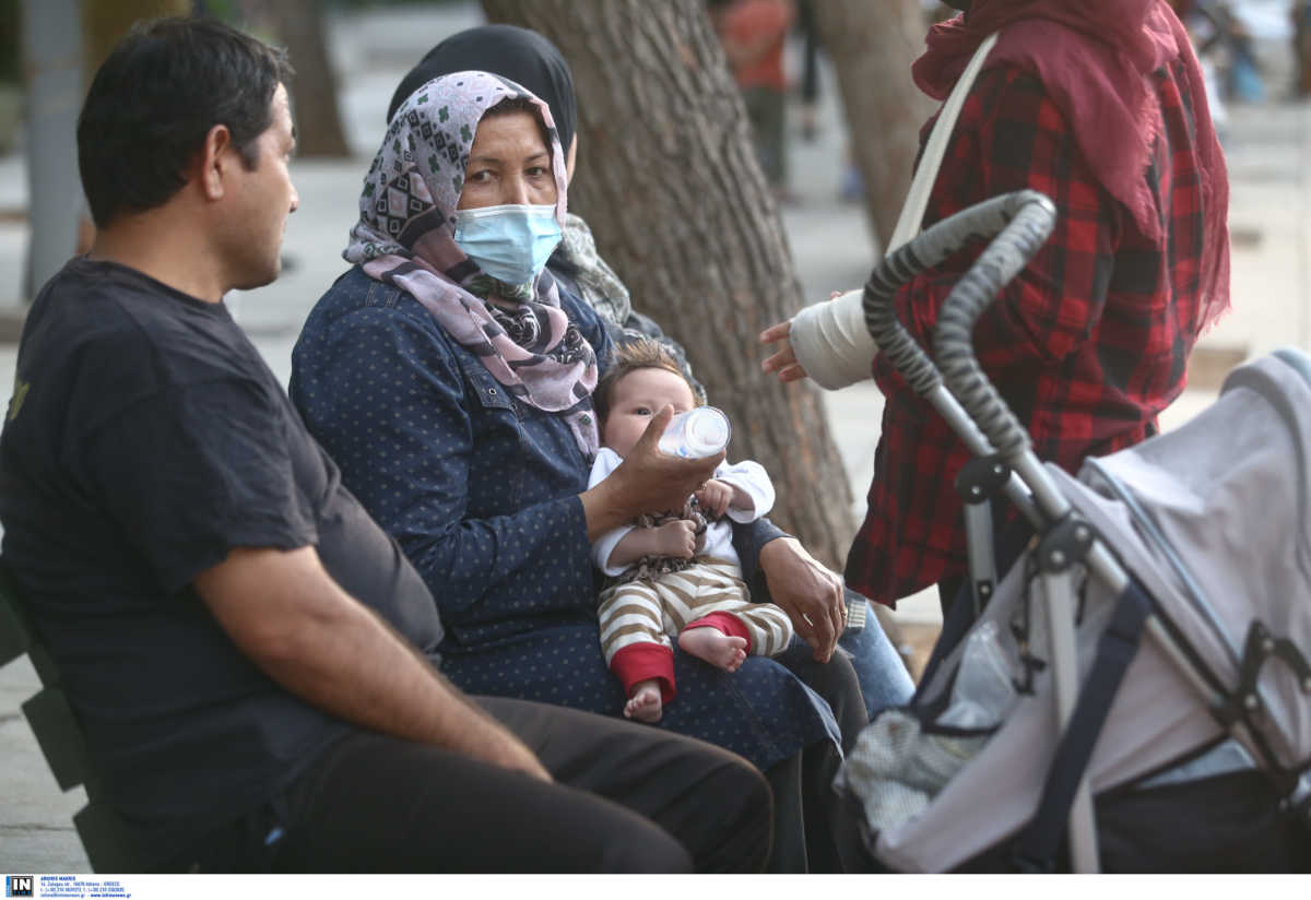 Δήμος Αθηναίων: Εκστρατεία ενημέρωσης σε μετανάστες και πρόσφυγες για τον κορονοϊό