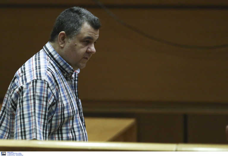 Δίκη Χρυσής Αυγής: Αυτές είναι οι τελικές ποινές – Ισόβια και 14 χρόνια σε Ρουπακιά και 13 χρόνια για έξι ηγετικά στελέχη