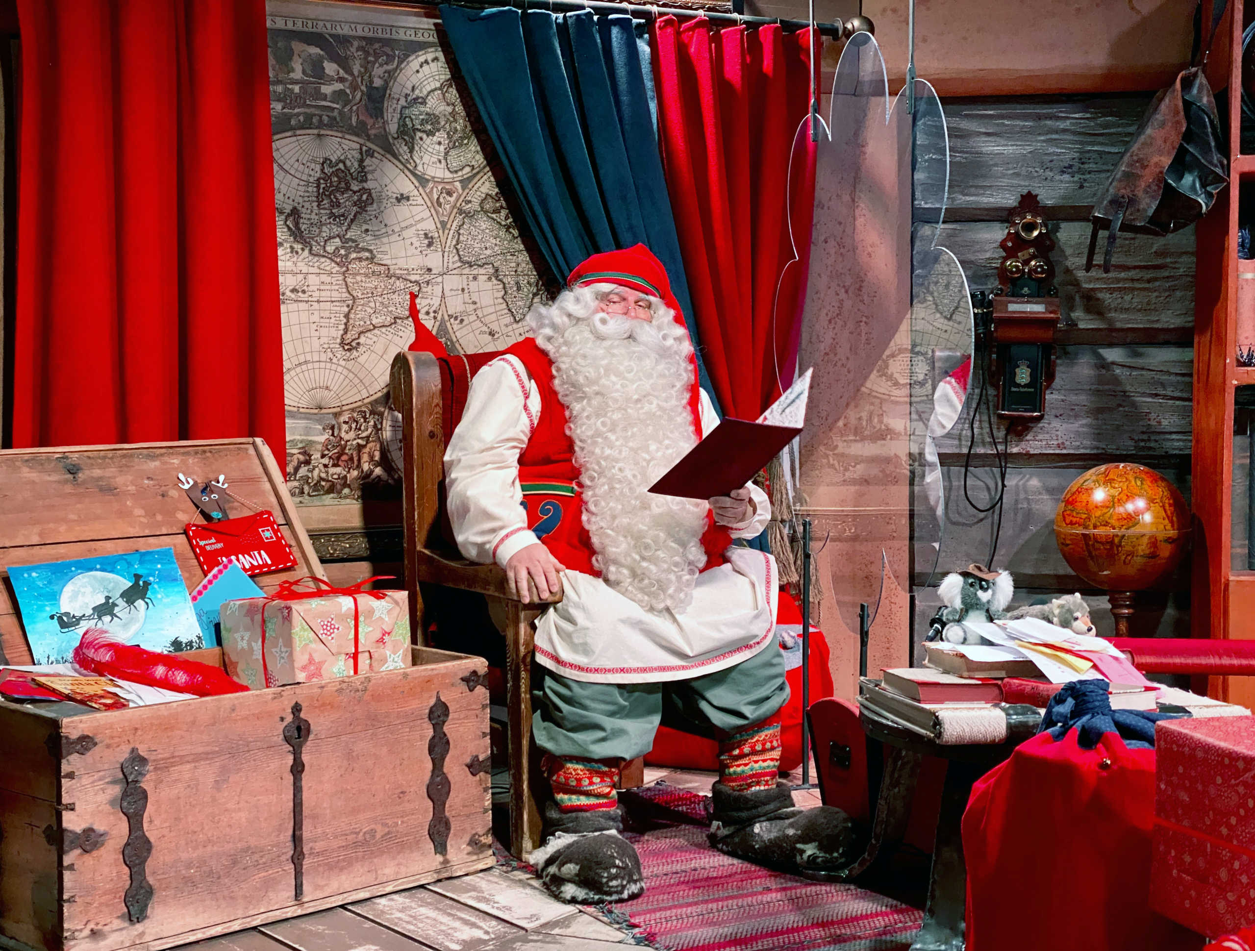 Κορονοϊός: Ο Άγιος Βασίλης… καθησυχάζει τα παιδιά: Δεν θα ακυρωθούν τα Χριστούγεννα!