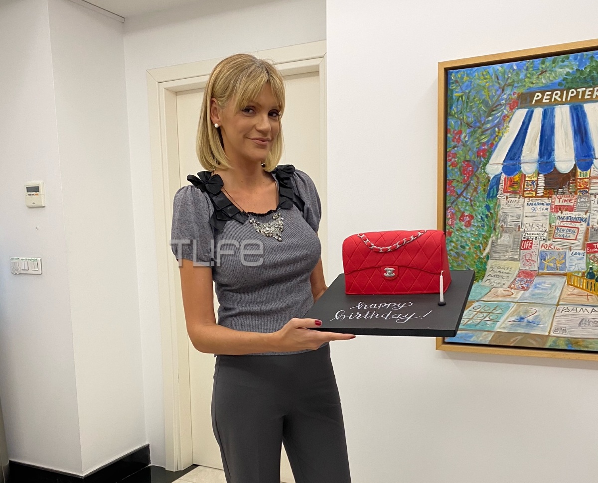 Μαριάννα Βαρδινογιάννη: Έστειλε τούρτα έκπληξη στη Σάσα Σταμάτη για τα γενέθλιά της! (pics,vid)