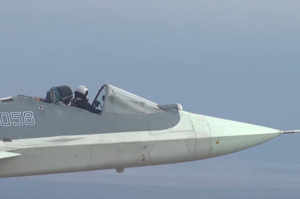Μαχητικό αεροσκάφος… κάμπριο! Ρώσοι πιλότοι κάνουν δοκιμές σε μαχητικά με ανοιχτό cockpit (vid)