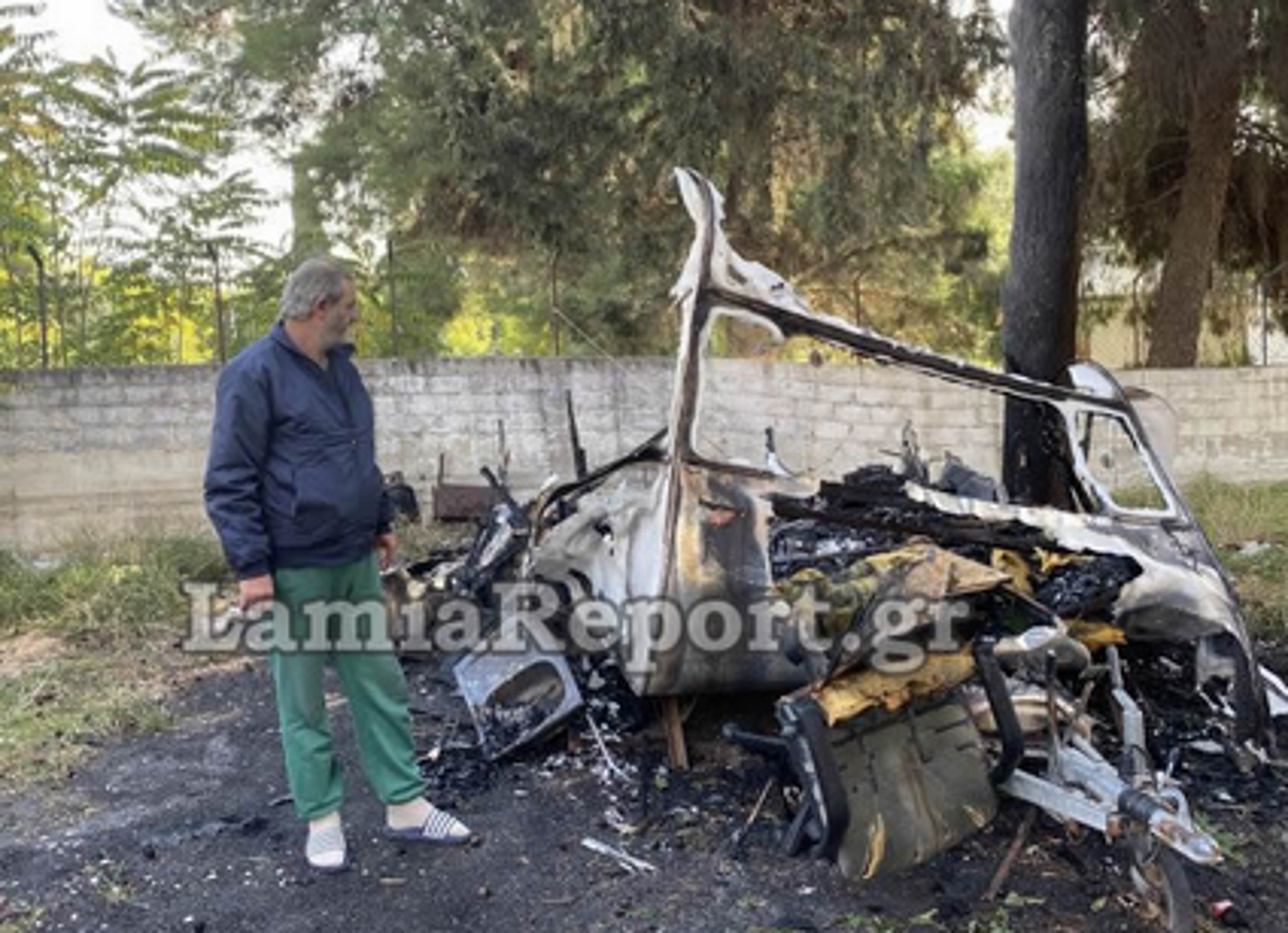 Λαμία: Το βραχυκύκλωμα στην τηλεόραση τον άφησε άστεγο! “Έχασα τα πάντα μέσα σε λίγα δευτερόλεπτα” (Βίντεο)