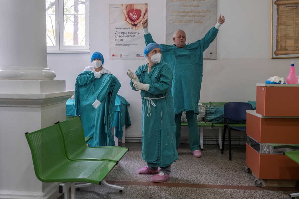 Κορονοϊός: Δραματική η κατάσταση στη Σερβία – Γέμισαν τα νοσοκομεία στο Βελιγράδι!