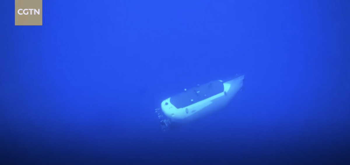 Κίνα: Έστειλε επανδρωμένο υποβρύχιο στα βαθύτερα νερά του πλανήτη – Απόκοσμες εικόνες (video)