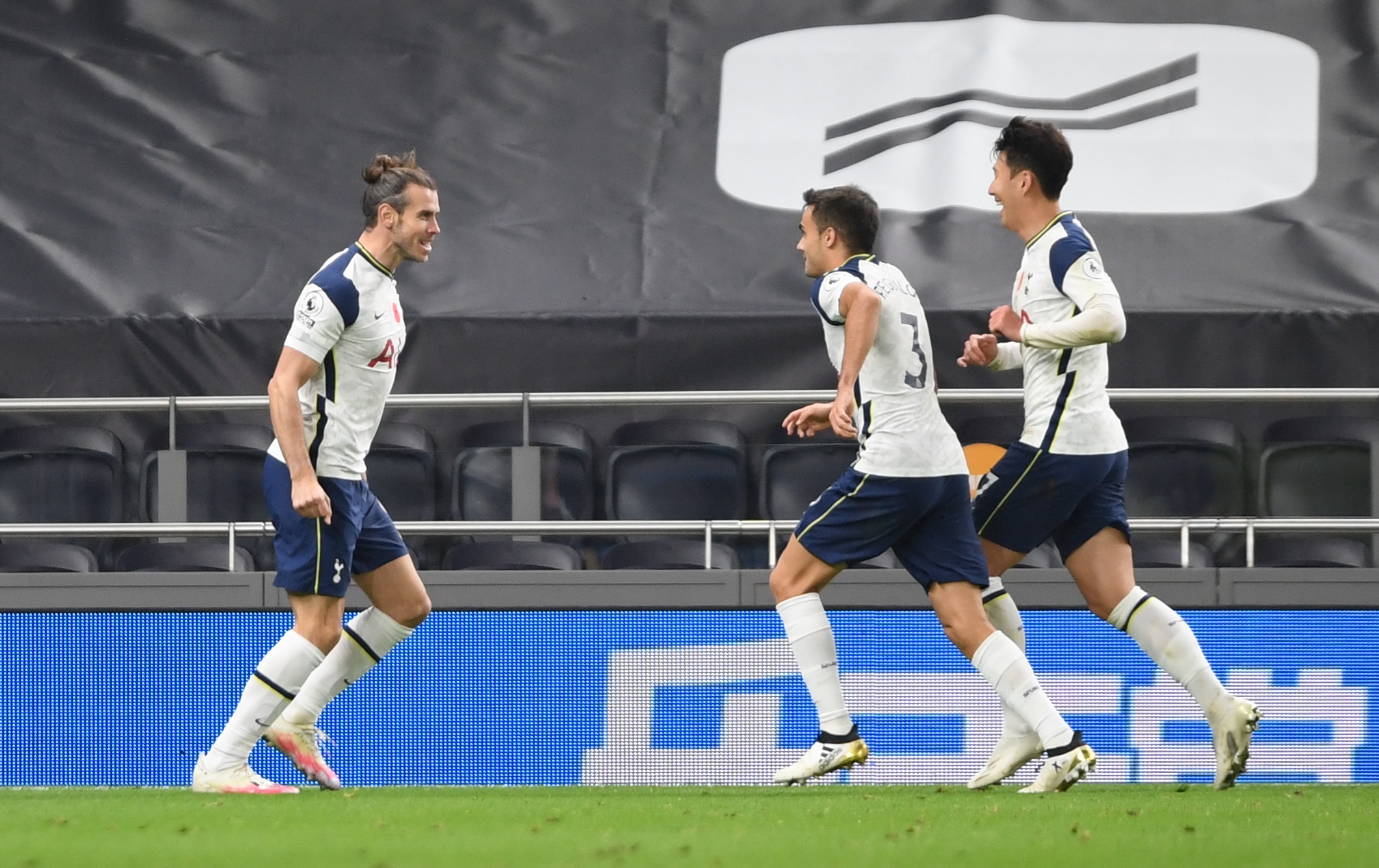 Soccer Football - Premier League - Tottenham Hotspur v Brighton & Hove Albion - Tottenham Hotspur Stadium, London, Britain - November 1, 2020 Tottenham Hotspur's Gareth Bale celebrates scoring their second goal with teammates Pool via REUTERS