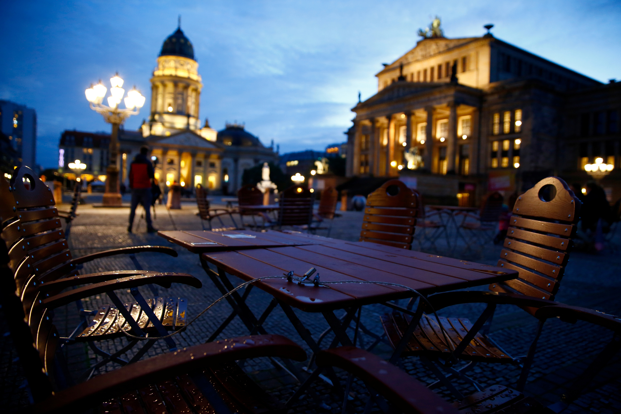 Γερμανία: Σοβαρές ζημιές στην οικονομία παρά την κρατική βοήθεια