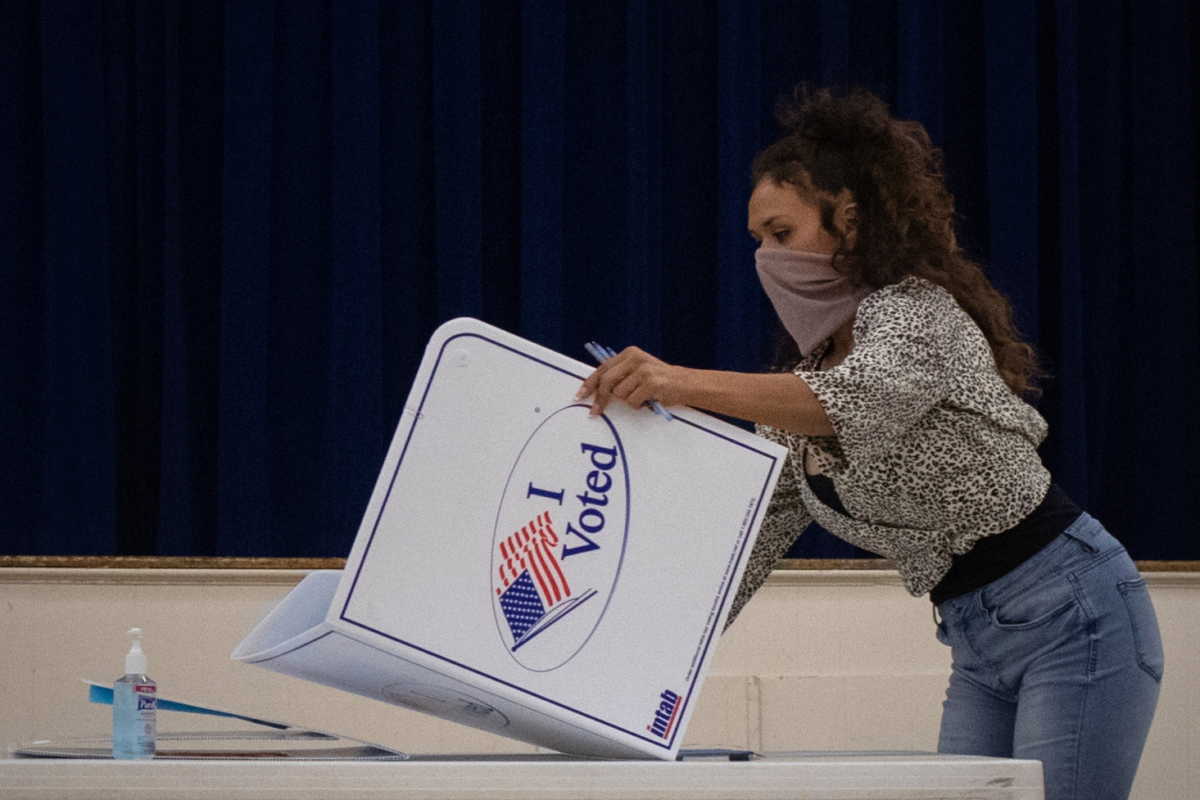 Αμερικανικές εκλογές: Τα.. γυρίζει τώρα ο ταχυδρόμος που κατήγγειλε παρατυπίες με τις επιστολικές ψήφους – “Είπα ψέματα”