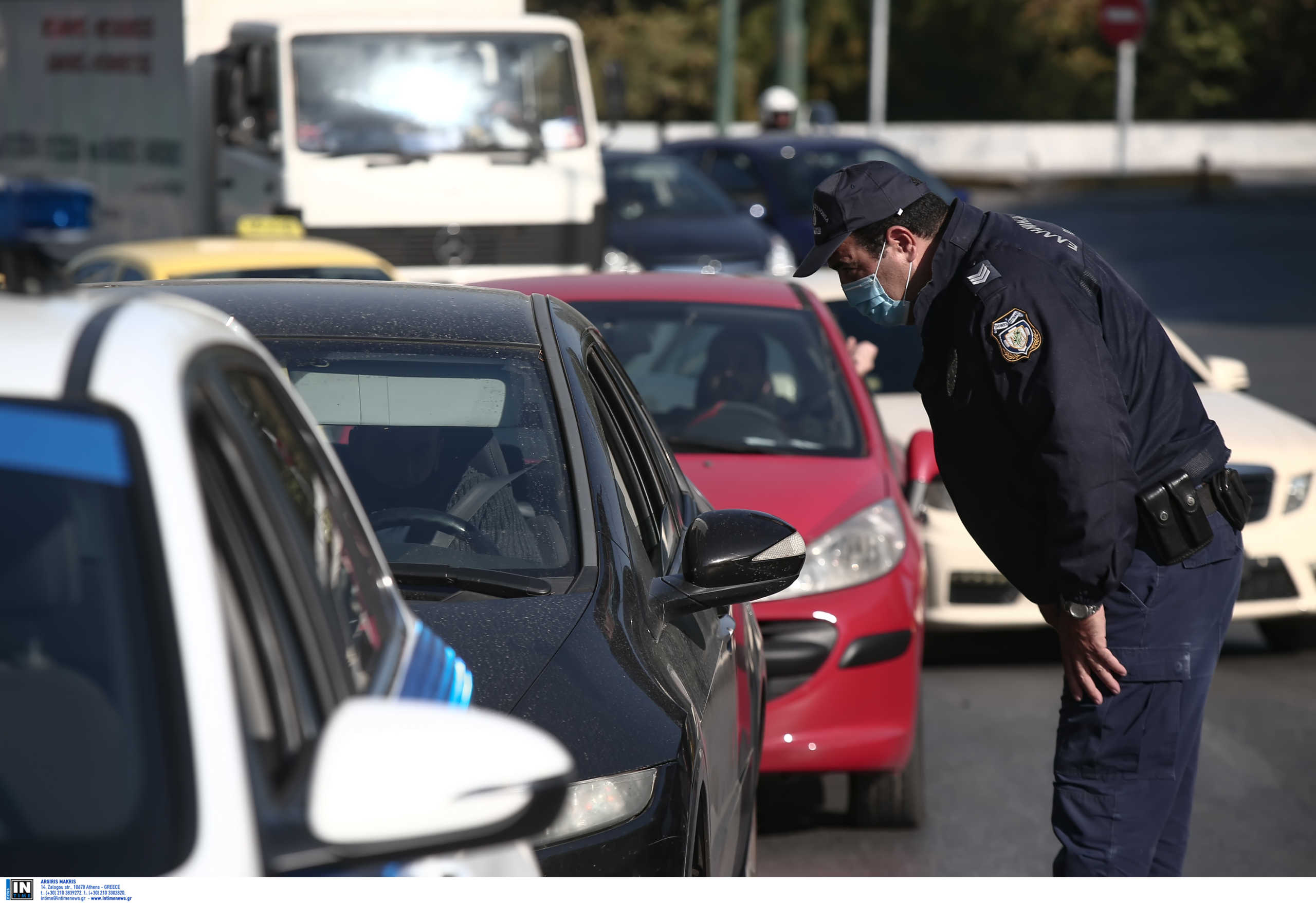 Κορονοϊός: Πάνω από 26.000 ευρώ τα πρόστιμα την περασμένη εβδομάδα για μη τήρηση των μέτρων