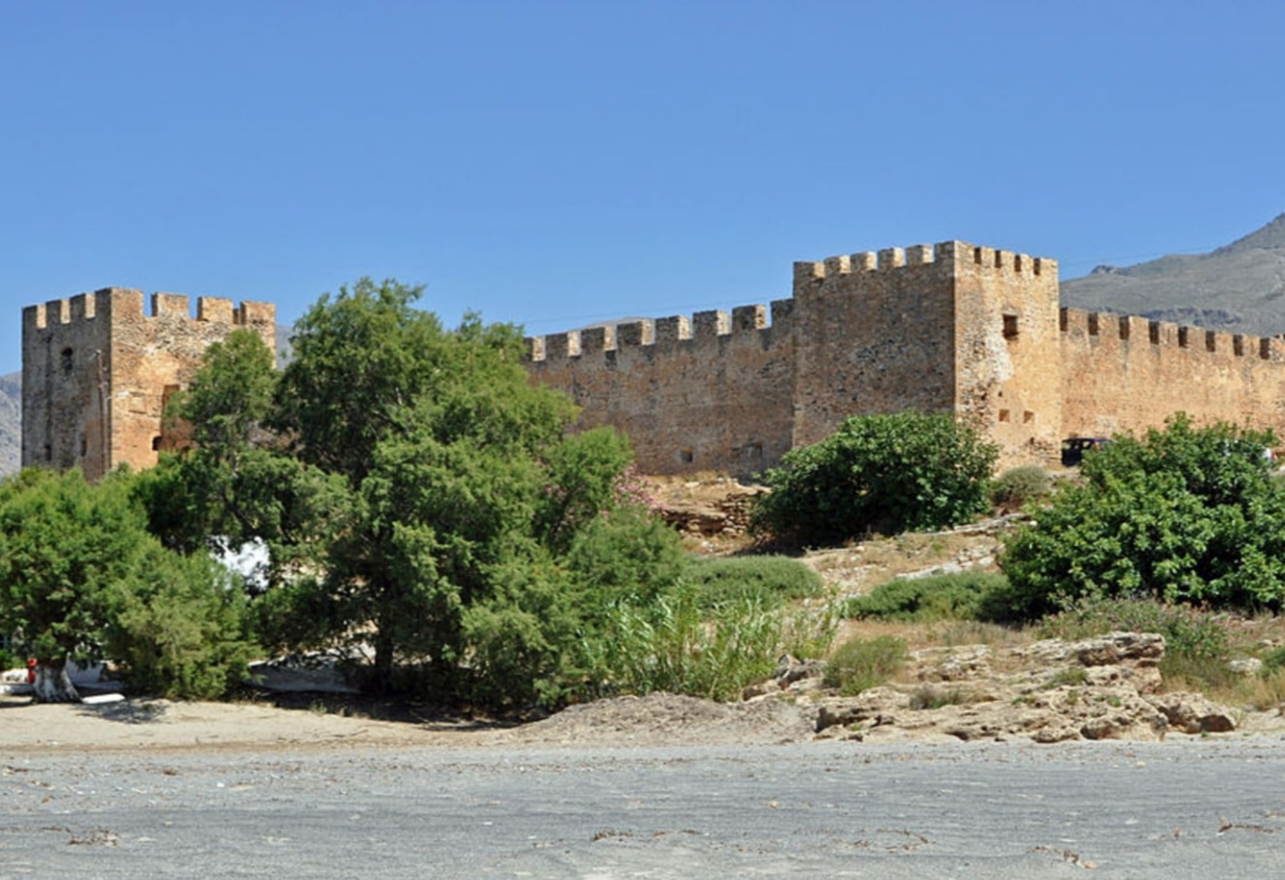 Το ελληνικό κάστρο και ο μύθος με τους πολεμιστές που ζωντανεύουν