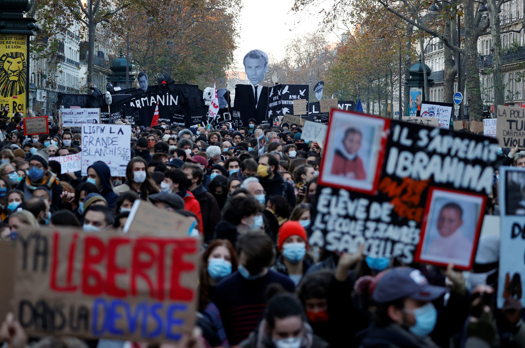 Γαλλία: Αλλάζει την διάταξη για τους αστυνομικούς μετά τις αντιδράσεις