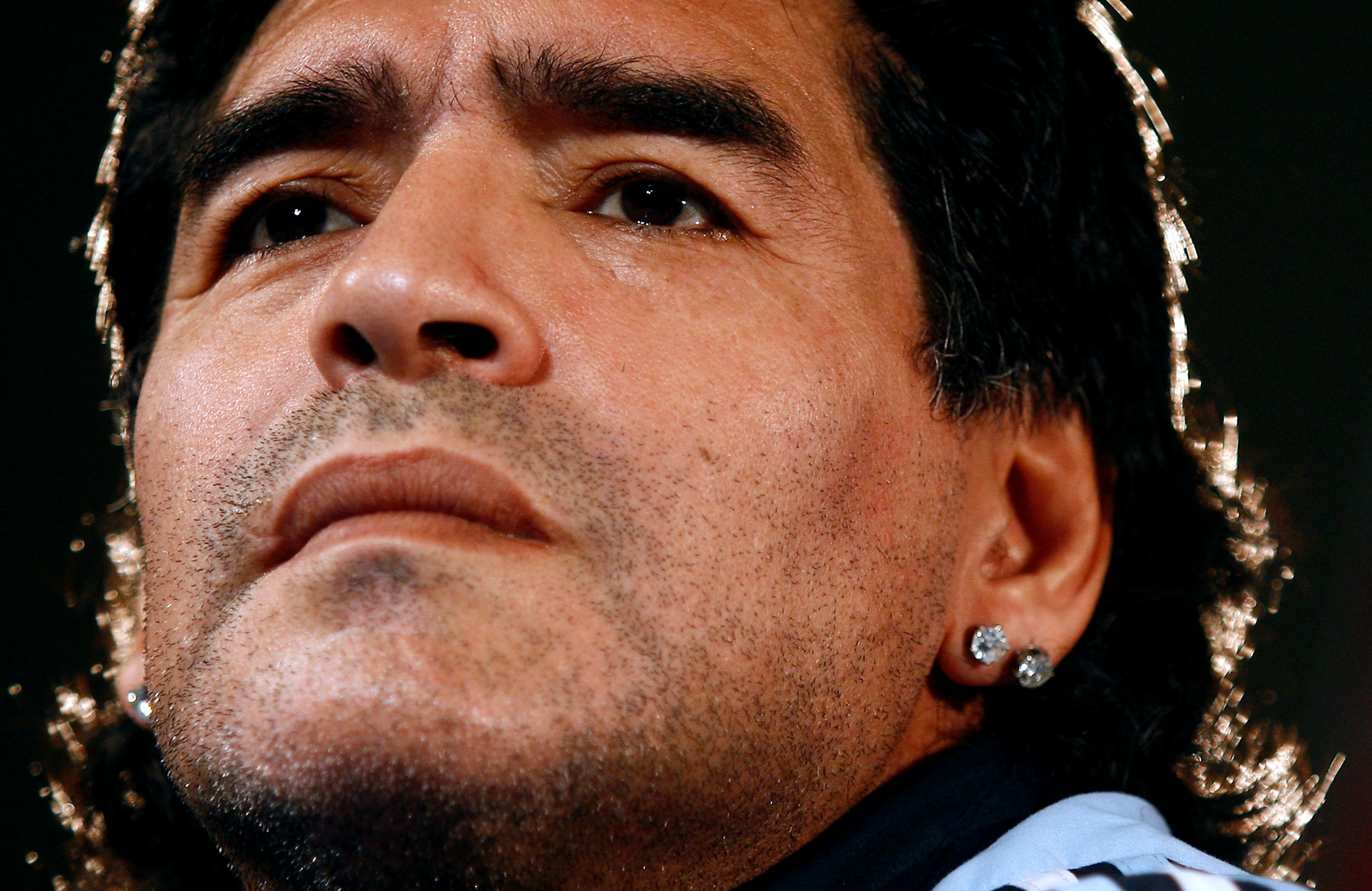 FILE PHOTO:  Argentina's soccer team head coach Diego Maradona attends a news conference in Marseille, February 10, 2009. Argentina will play France in an international friendly soccer match at the Velodrome stadium in Marseille on February 11.    REUTERS