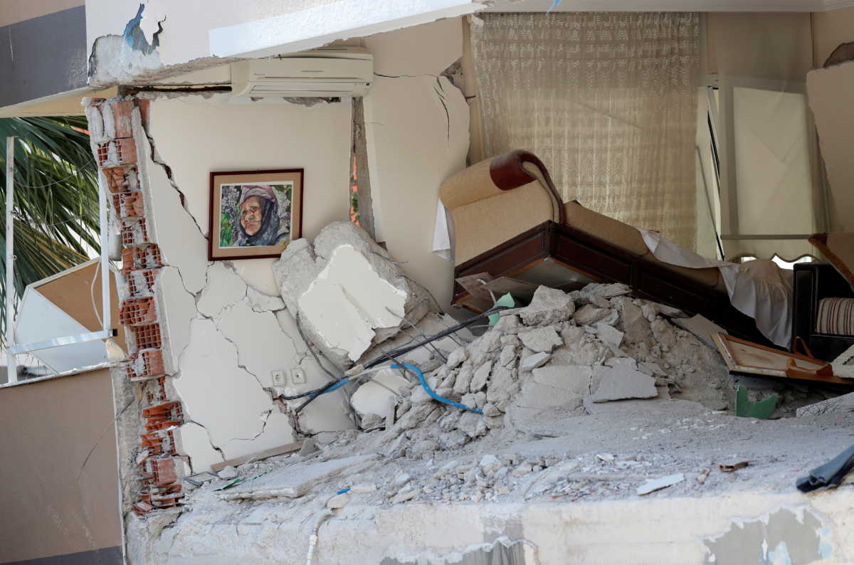 Τουρκία: Εξανεμίζονται οι ελπίδες για ζωή στα χαλάσματα – 62 οι νεκροί του φονικού σεισμού