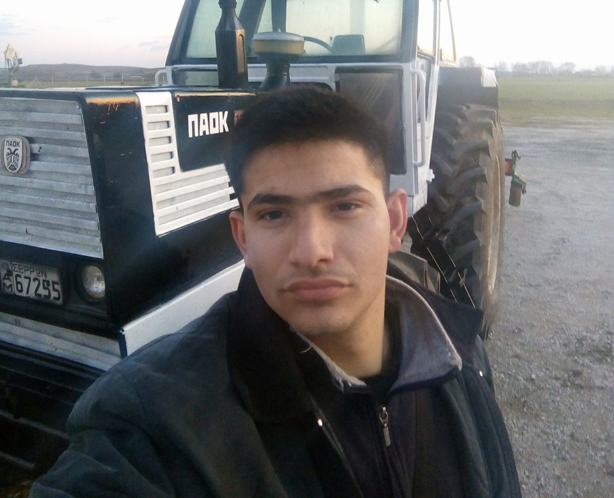 Συγκλονίζουν οι φίλοι του 25χρονου Θοδωρή που πέθανε από κορονοϊό “ο φονικός ιός στέρησε την ζωή από έναν 25χρονο,χάσαμε έναν φίλο”