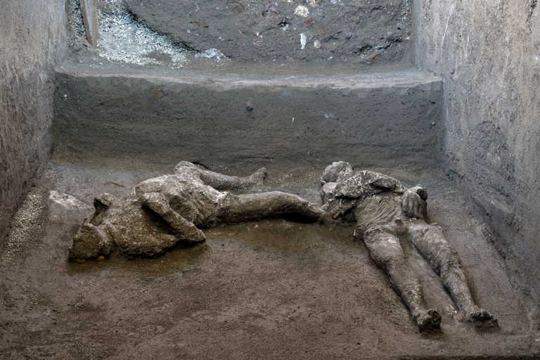 Ιταλία: Αρχαιολόγοι ανακάλυψαν καλοδιατηρημένα λείψανα στα ερείπια της Πομπηίας