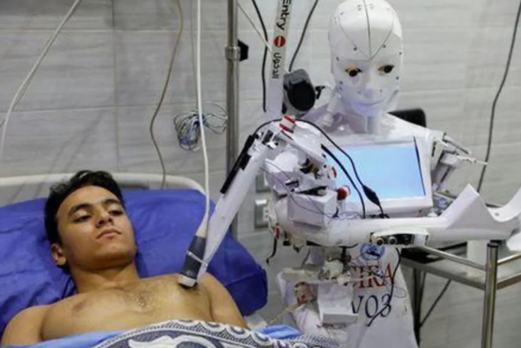 Νοσηλευτής… ρομπότ στη μάχη κατά του κορονοϊού