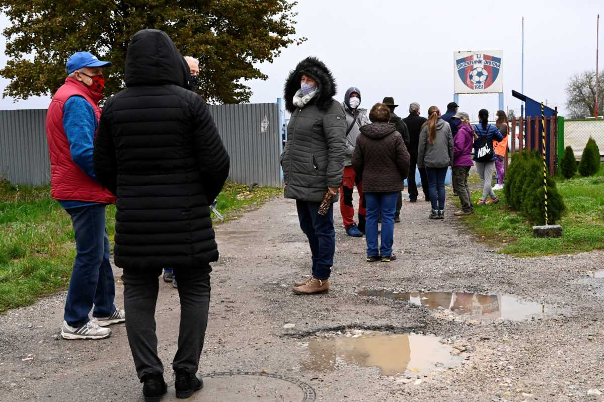 People queue for tests at a coronavirus disease (COVID-19) testing site during nationwide testing, in Trencin, Slovakia October 31, 2020. REUTERS