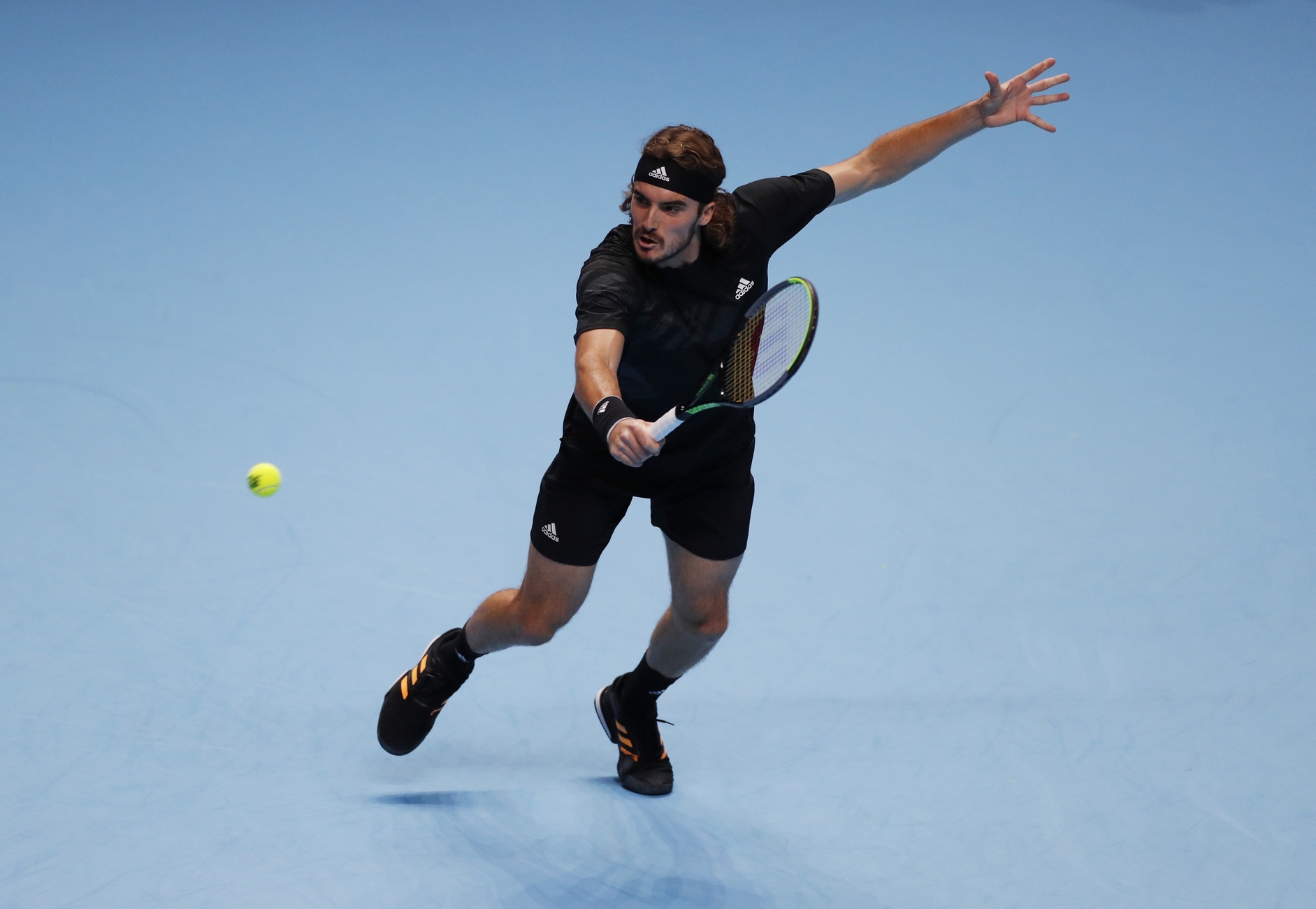 Tennis - ATP Finals - The O2, London, Britain - November 15, 2020 Greece's Stefanos Tsitsipas in action during his group stage match against Austria's Dominic Thiem Action Images via Reuters