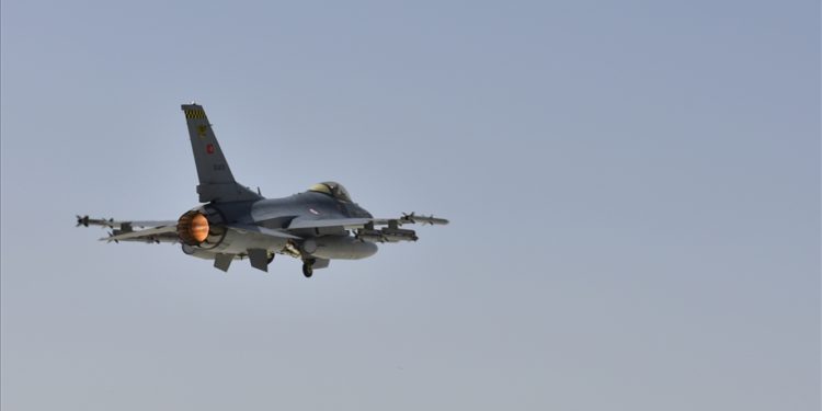 τουρκικό F16