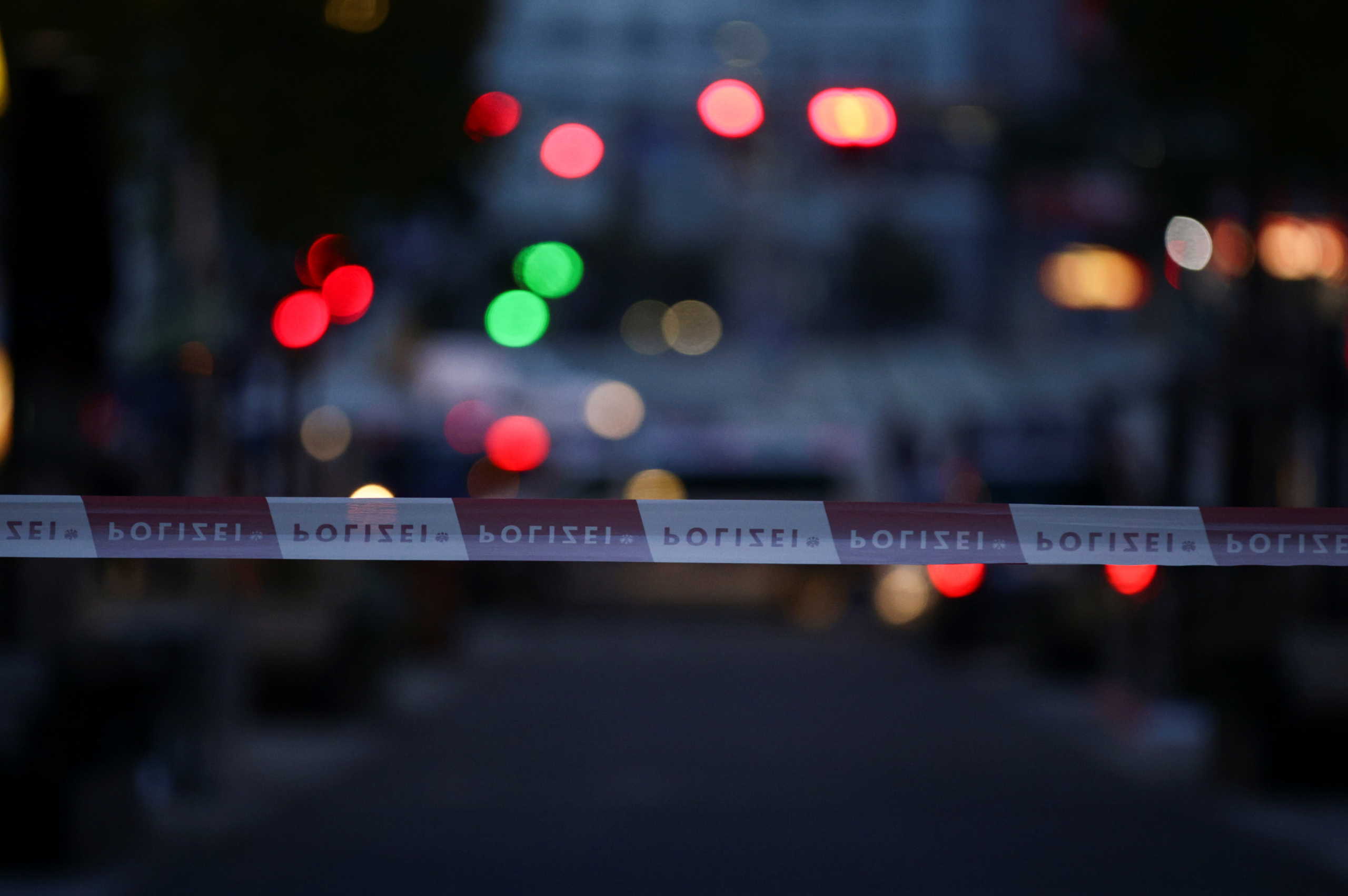 Βιέννη: 5 οι νεκροί από την τρομοκρατική επίθεση – “Ξεψαχνίζουν” 20.000 βίντεο!