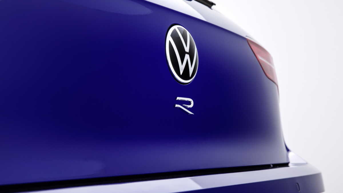 Volkswagen: Στην τελική ευθεία τo νέο Golf R