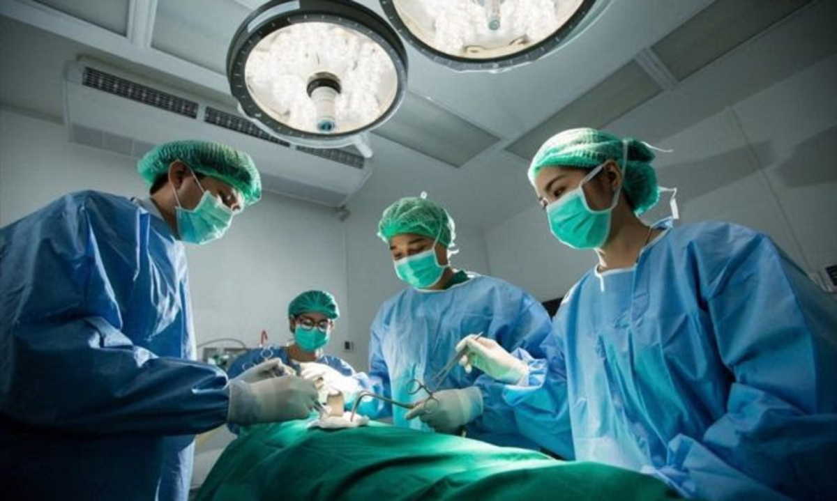 Νοσοκομειακοί γιατροί: Να ανακληθεί το μέτρο της μείωσης ως 80% των χειρουργικών επεμβάσεων