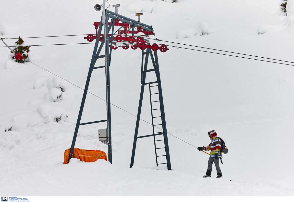 Χειμερινός τουρισμός στα τάρταρα – Η αγωνία στα χιονοδρομικά και στα θέρετρα