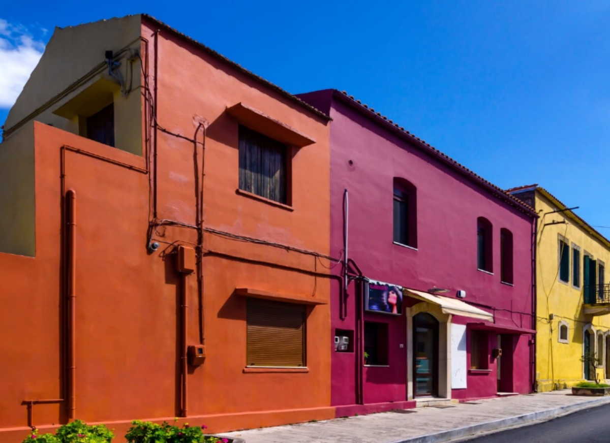 Το πολύχρωμο χωριό στην Κρήτη που έχει μπει σε λίστα με τα ωραιότερα της Ελλάδας