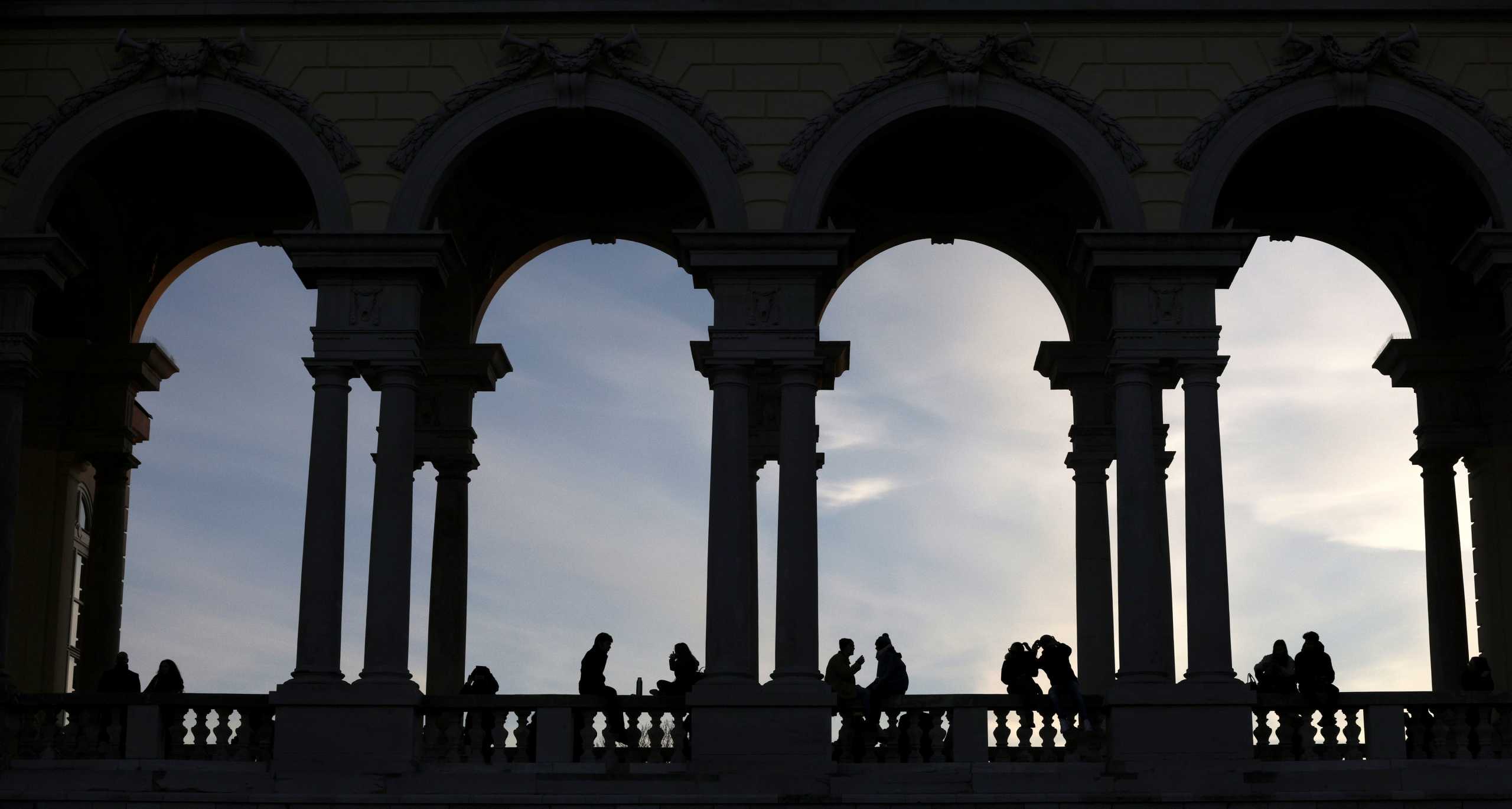 People practice social distancing at a Vienna park as Austria faces a second COVD-19 lockdown, November 21, 2020.  REUTERS