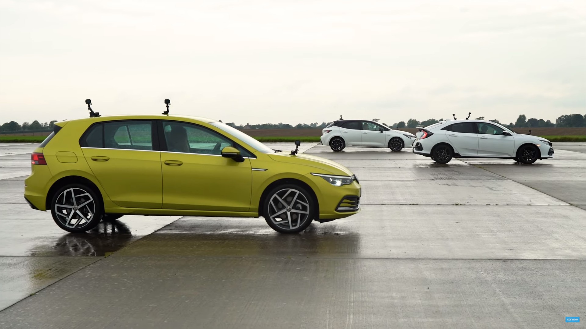 Toyota Corolla, Honda Civic ή VW Golf: Ποιό κερδίζει τη μάχη της ταχύτητας; [vid]
