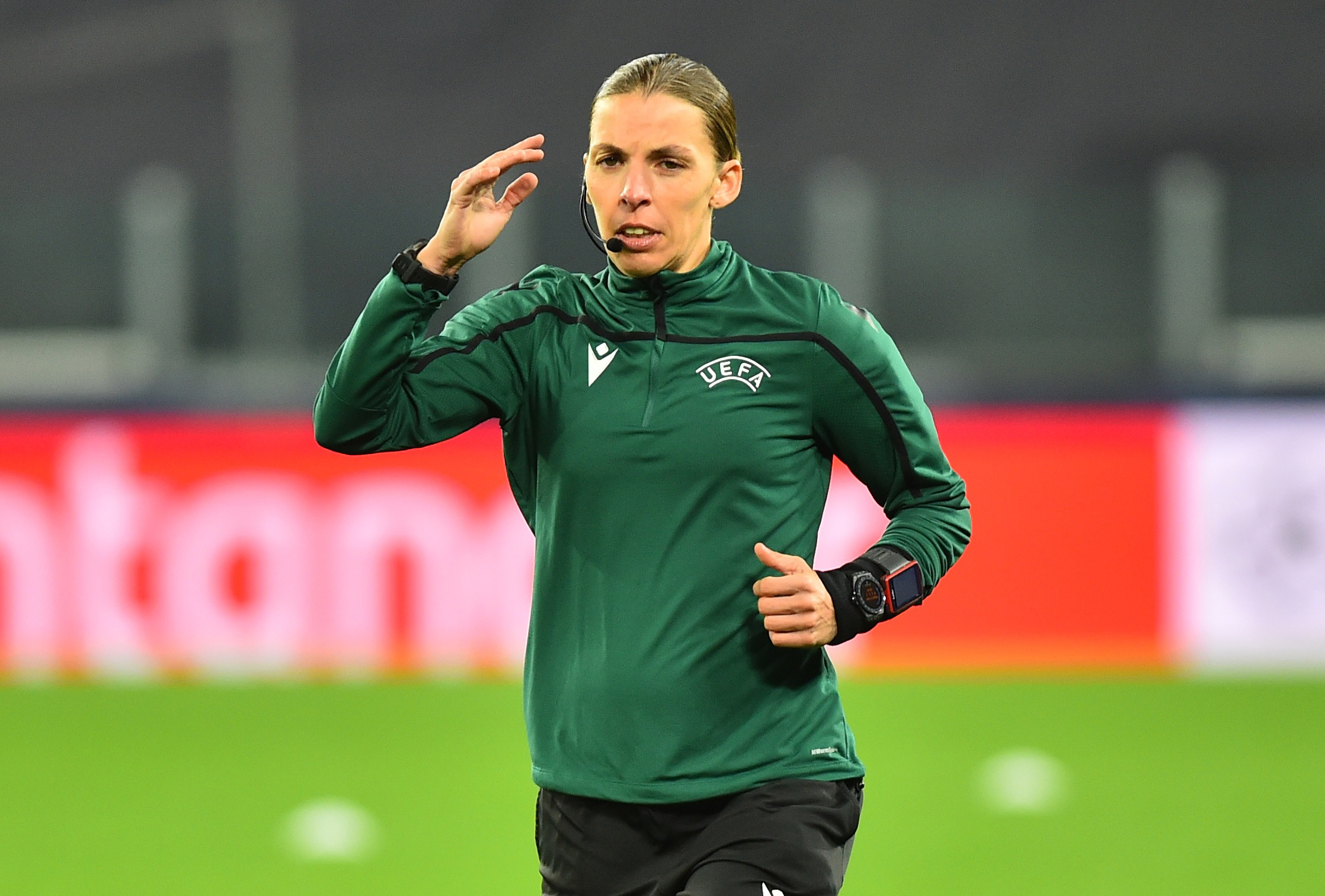 Soccer Football - Champions League - Group G - Juventus v Dynamo Kyiv - Allianz Stadium, Turin, Italy - December 2, 2020 Referee Stephanie Frappart during the warm up before the match REUTERS