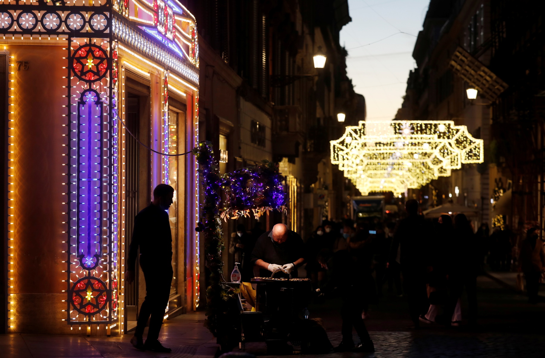 Κορονοϊός – Ιταλία: «Lockdown τα Χριστούγεννα για να αποφευχθεί εθνική τραγωδία»