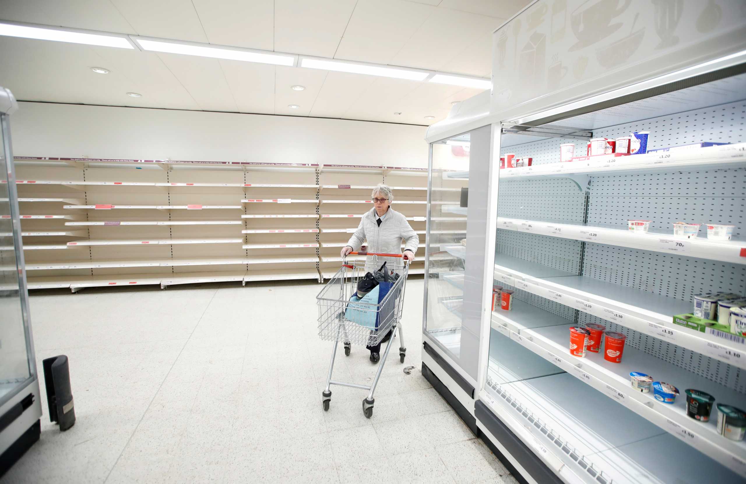 Βρετανία – «Καμπανάκι» από τα Sainsbury’s: Σε λίγο οι ελλείψεις στα σούπερ μάρκετ θα είναι εμφανείς