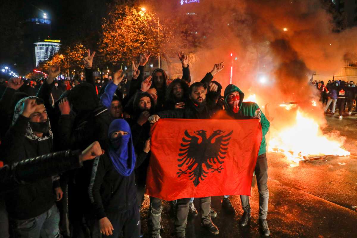 Αλβανία: Παραιτήθηκε ο υπουργός Εσωτερικών μετά την δολοφονία του 25χρονου