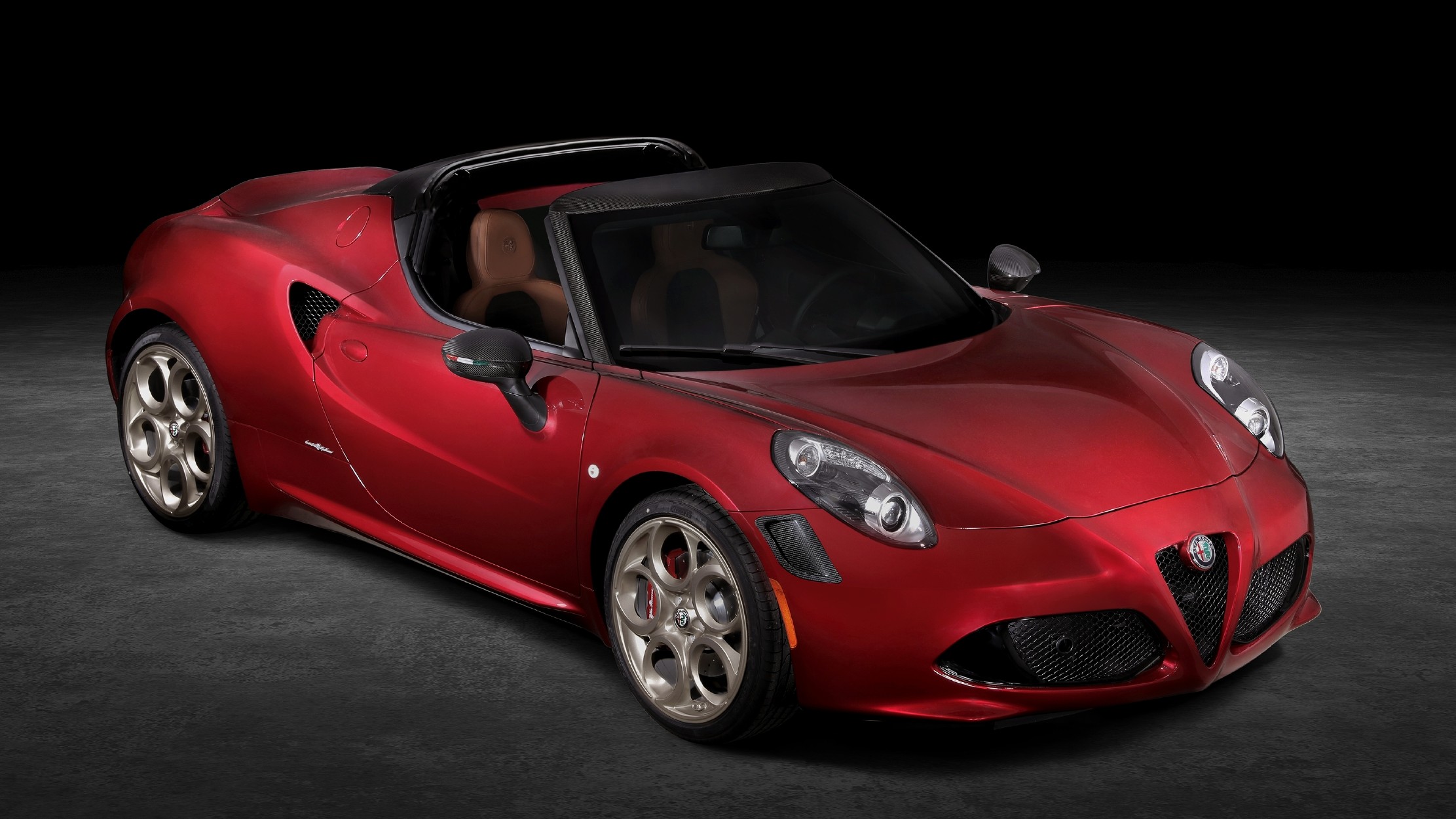 Συλλεκτική Alfa Romeo 4C Spider 33 Stradale Tributo [vid]