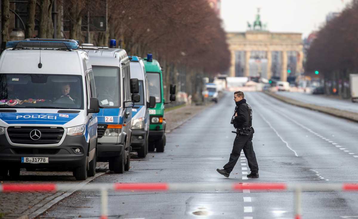 Γερμανία: 3.000 αστυνομικοί στο Βερολίνο για την τήρηση των μέτρων την Παραμονή Πρωτοχρονιάς.