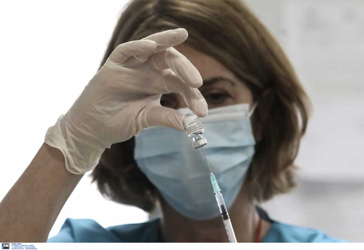 Δείκτης θετικότητας: «Τσίμπησε» ξανά – Στις 20 Ιανουαρίου αρχίζει ο γενικός εμβολιασμός