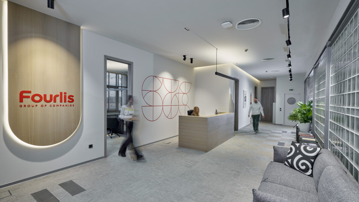 Όμιλος Fourlis: Μια ιστορία που ξεκίνησε από ένα κατάστημα και έφτασε να διαμορφώνει το μέλλον του retail