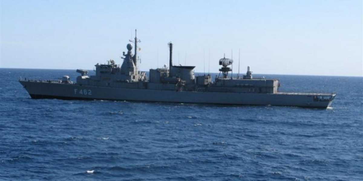 Συναγερμός στο Πολεμικό Ναυτικό: Θετικά κρούσματα κορονοϊού σε φρεγάτα