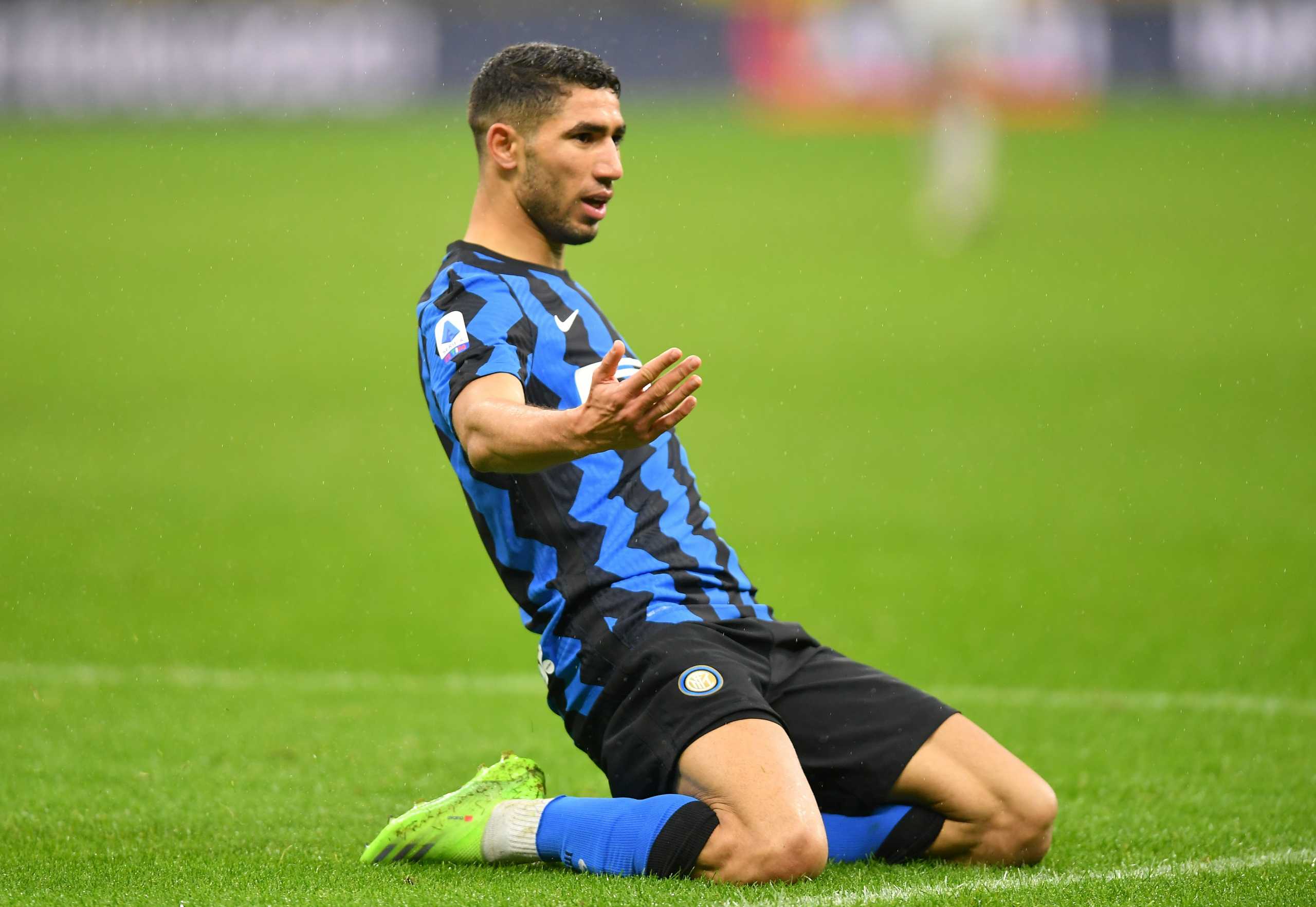 Soccer Football - Serie A - Inter Milan v Bologna - San Siro, Milan, Italy - December 5, 2020  Inter Milan’s Achraf Hakimi celebrates scoring their third goal REUTERS
