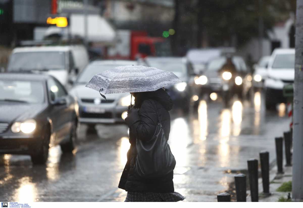 Καιρός αύριο: Συννεφιά και τοπικές βροχές