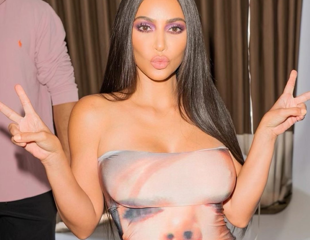 Kim Kardashian: Χαλαρώνει στο… τζακούζι, με το πιο… μικροσκοπικό μπικίνι που έχετε δει! (pics)