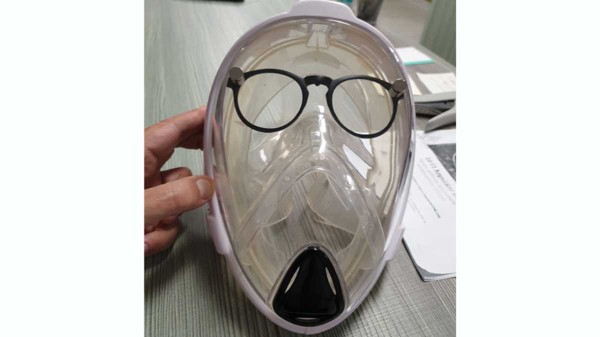 Μάσκα… εξολοθρευτής από το ΑΠΘ – Αποστειρώνει και τον εκπνεόμενο αέρα! Πως λειτουργεί (pics)