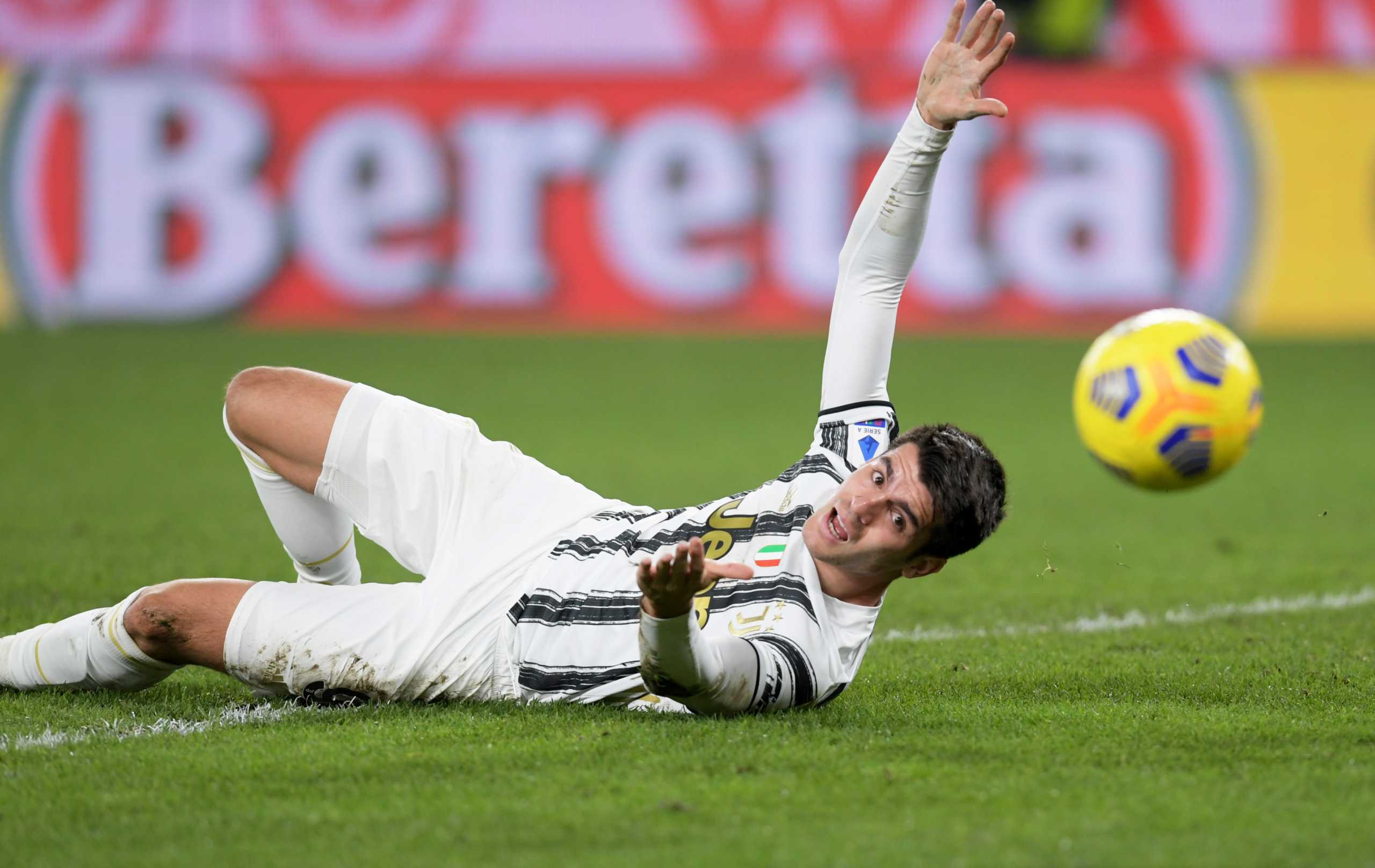 Soccer Football - Serie A - Genoa v Juventus - Stadio Comunale Luigi Ferraris, Genoa, Italy - December 13, 2020 Juventus' Alvaro Morata in action REUTERS