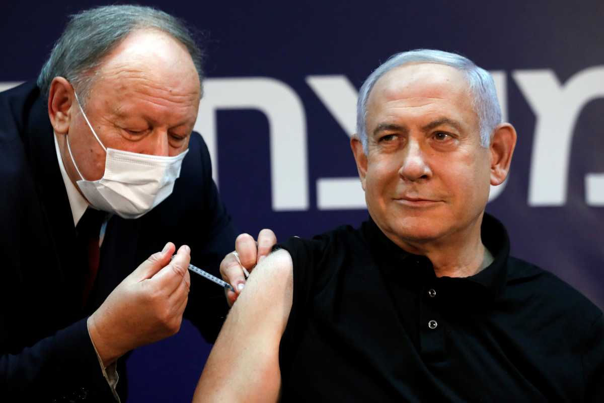 Κορονοϊός: Ξεκίνησαν οι εμβολιασμοί στο Ισραήλ – Πρώτος το έκανε ο Νετανιάχου
