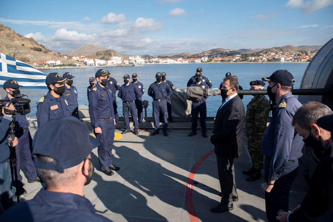 ΥΕΘΑ: Ο Νίκος Παναγιωτόπουλος επισκέφτηκε Μονάδες των Ενόπλων Δυνάμεων στη Λήμνο [pics]