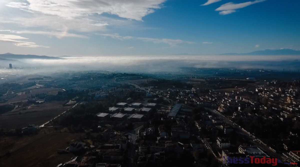 Εντυπωσιακές εικόνες από το γκρίζο που κάλυψε τη Θεσσαλονίκη (βίντεο)