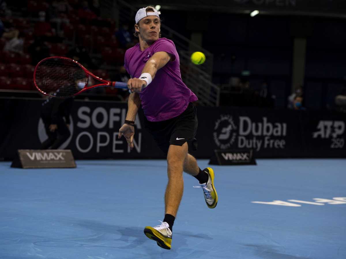 epa08812037 Denis Shapovalov of Canada in action during his second round match against Radu Albot of Moldova at the Sofia Open ATP 250 tennis tou​rnament in Sofia, Bulgaria, 10 November 2020.  EPA